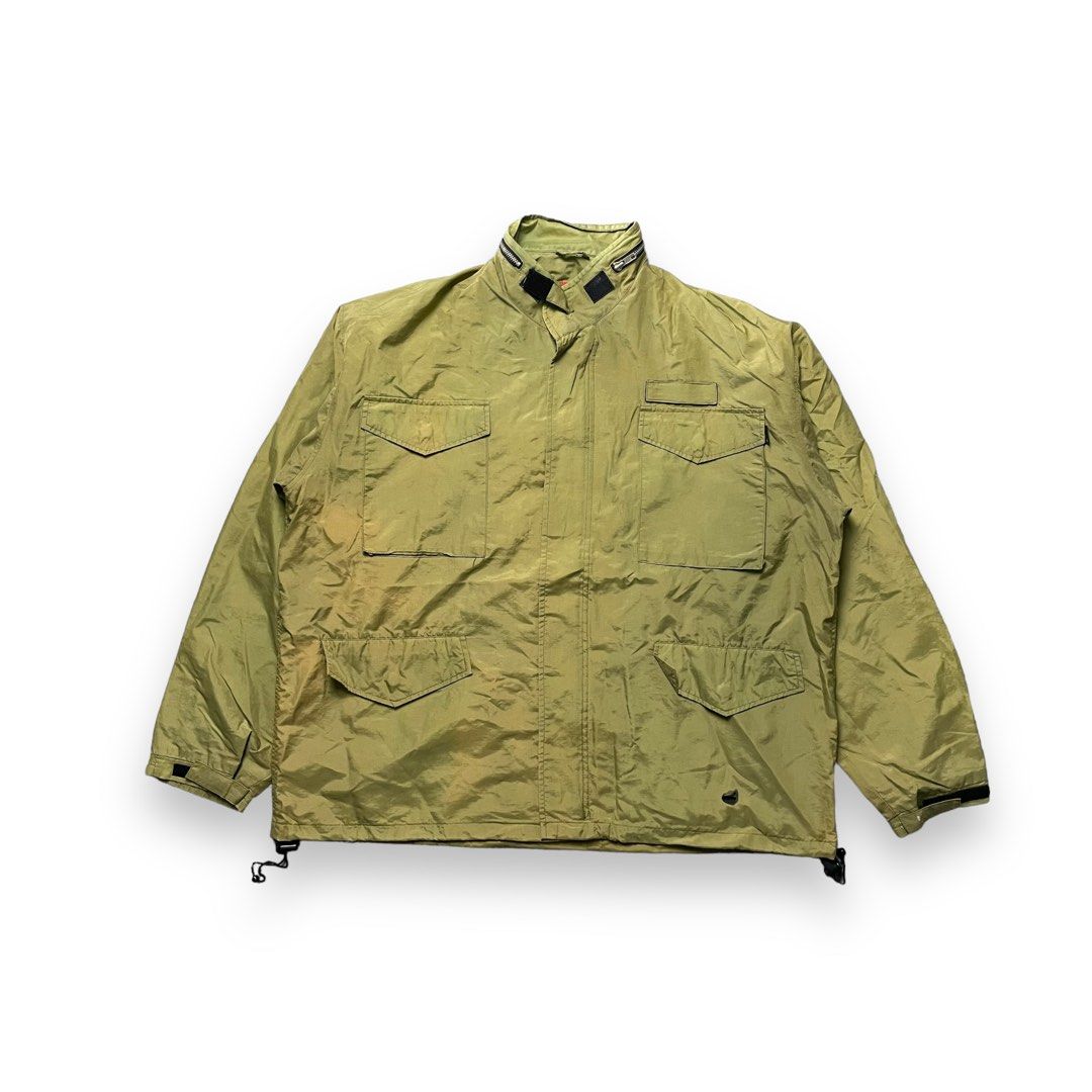 SUPREME MULTIPOCKET JACKET (Category: Coats, Jackets and Outerwear) located in Kota Bharu. Submitted by anarchyforeveranarchy (Listing ID 1288372586, Image 1). Description: Manual measurement • Chest 27.5 inches • Length 29 inches • Shoulders 22 inches • Sleeve Length 24 inches Minor tear. Faded on certain parts. One of the button crack & zip broken (refer photos) Have pocket on collar part 5 pockets in total. 4 outside 1 inside. Olive Green colo