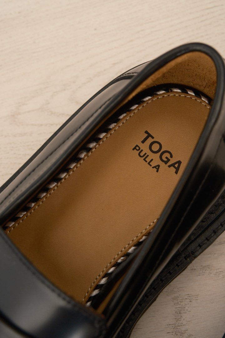 TOGA PULLA SHOE SHARK SOLE LOAFER