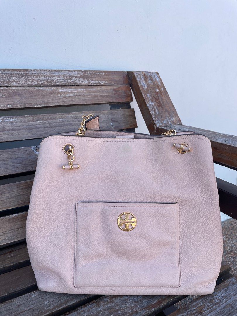 Chelsea slouchy tote tory burch clearance
