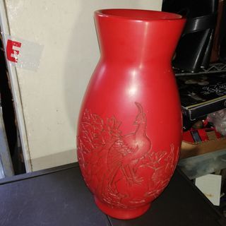 traditional laquer japanese vase
