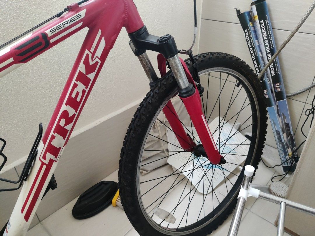 Trek 3700 outlet bottom bracket