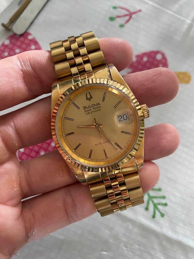 Vintage BULOVA super Seville datejust