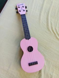 Waterman ukulele by Kala (Pink)