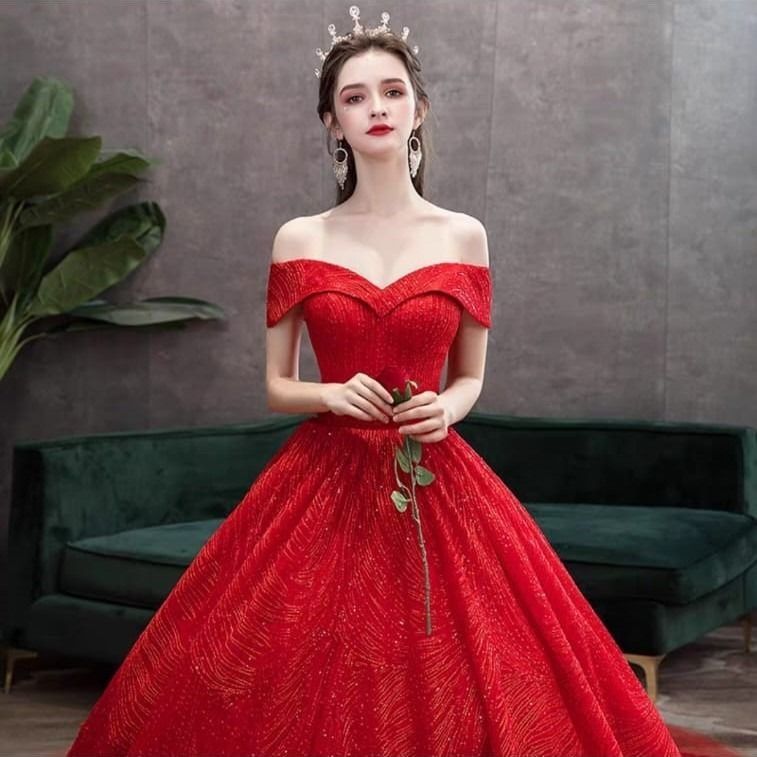 Wedding] Red Wedding Gown with Royal Train, Women's Fashion