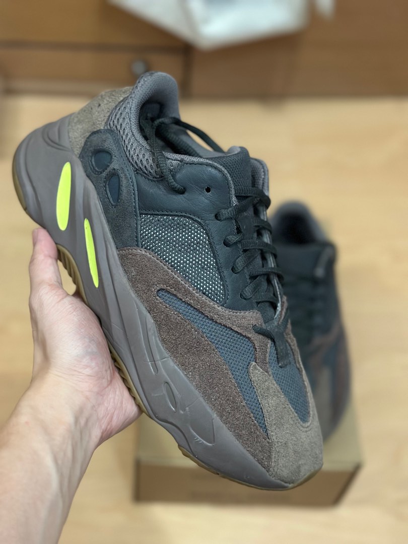Fake 2025 yeezy mauve