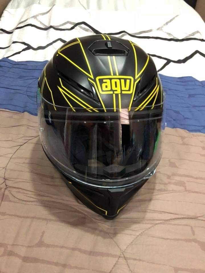 AGV K5 Hero Black Yellow Fluo Size S Sports Equipment Other