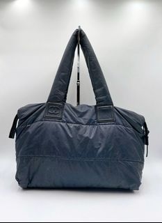 (Category: ) located in . Submitted by designercollectibles.com.au (Listing ID 1288554055, Image 1). Description: .