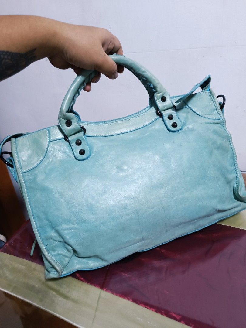 balenciaga (Category: Luxury Bags & Wallets) located in Malabon City. Submitted by mistej_restoration (Listing ID 1288660013, Image 3). Description: JAPAN SURPLUS PLATE LOST 9x15inches.