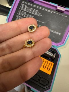 Blue sapphire diamond earring