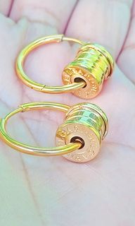 Bvlgari earrings from japan