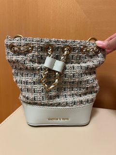 （分類：）位於 。 由 leung540 提交（商品編號 1288637113，圖片 1）。簡介： 。