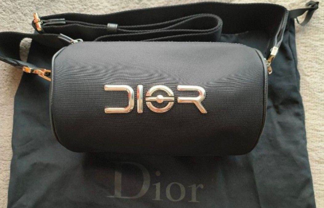 Dior sorayama bag deals