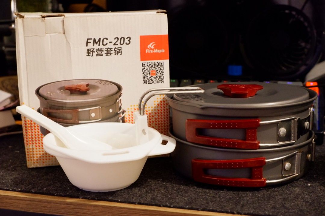 Fire Maple FMC-203 1-2 Persons Aluminium Cookware Set (Category: Hiking & Camping) located in Makati City. Submitted by jxyms (Listing ID 1288641844, Image 3). Description: Used only twice in Borawan and Pulag. Unused 2x bowls & 2x spoons..