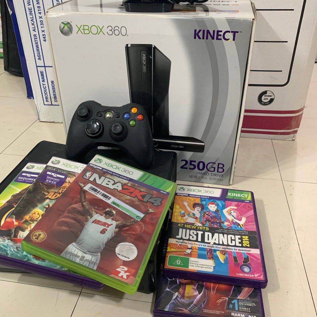 Games and Entertainment (Category: Xbox) located in Taguig. Submitted by albie18mr (Listing ID 1288506919, Image 3). Description: Xbox with Box and Accessories: 5 CDs/Games 1 controller with rubber casing 250 GB Kinect Camera.