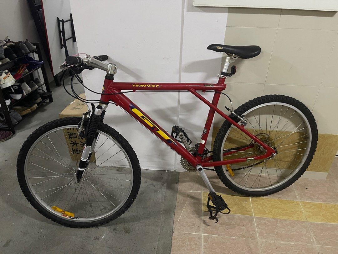 GT Tempest vintage mtb mountain bike Sports Equipment Bicycles