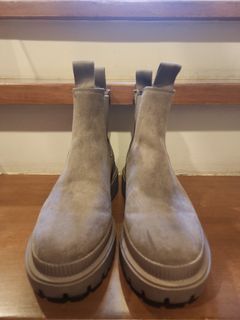 H&M suede chelsea boots