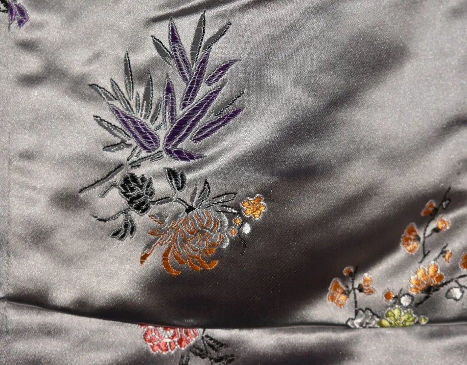 Honey Punch Silver Floral Embroidered Dress, Women's Fashion, Dresses &  Sets, Dresses on Carousell