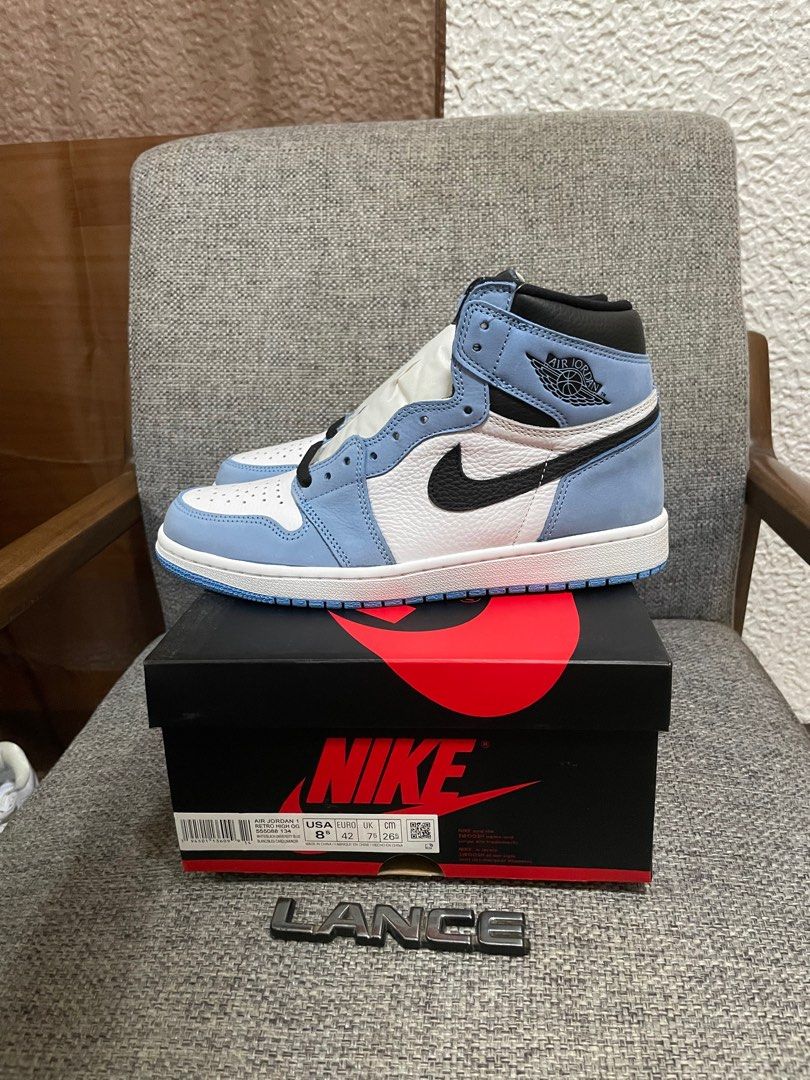 Jordan 1 high university blue (Category: Sneakers) located in Mandaluyong City. Submitted by lmrp3 (Listing ID 1288526577, Image 2). Description: FS Jordan 1 high university blue Size 8.5 Brand new Complete 15k.