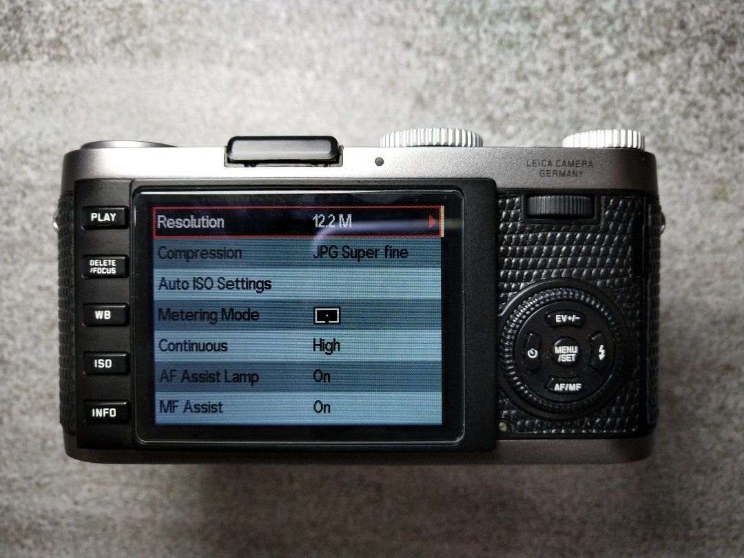 Leica X1 Elmarit 24mm f2.8 ASPH, Photography, Cameras on Carousell