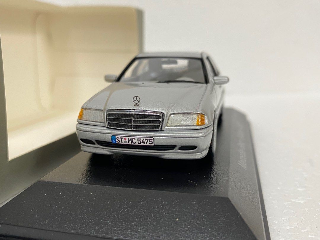 Mercedes Benz 1:43 W202 C Class Minichamps 模型車C180 C200 C240