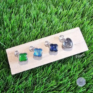 (Category: ) located in . Submitted by hawtgems (Listing ID 1288700680, Image 1). Description: .