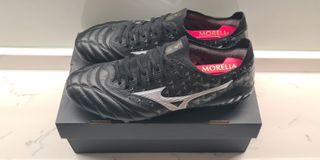 (Category: ) located in . Submitted by adidas4646 (Listing ID 1288640393, Image 1). Description: .