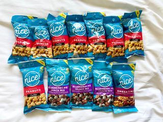 Nice Snack Roasted Peanuts/Blueberry Pie/Omega 3 Mix