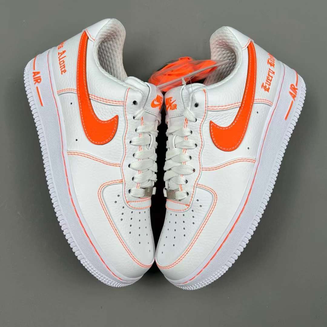 White vlone top air force 1