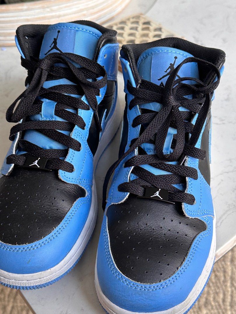 5.5 clearance youth jordans