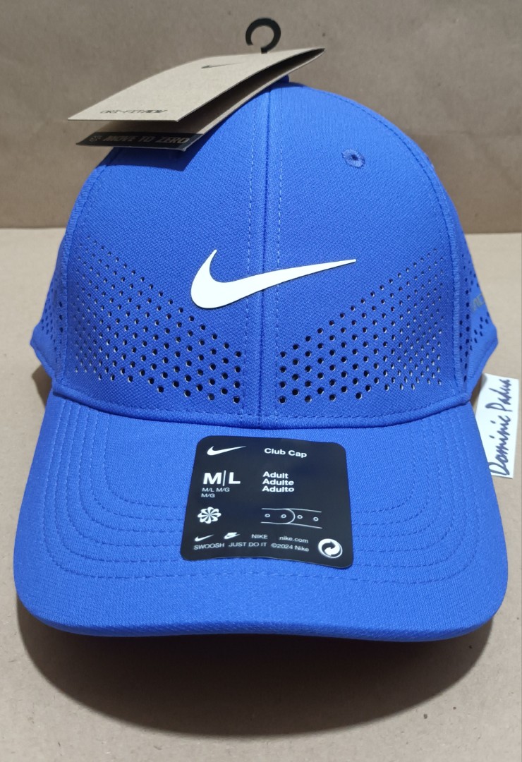 Nike Dri-FIT ADV Club Structured Swoosh Snapback Cap