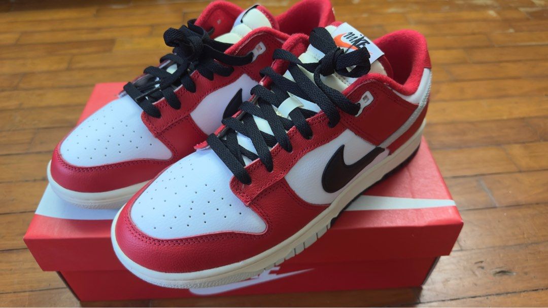 Red sale nikes mens