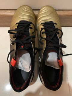 Fasilite football shoes top