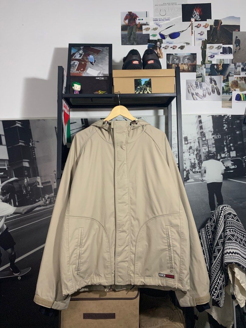 Oakley deals tactical jacket