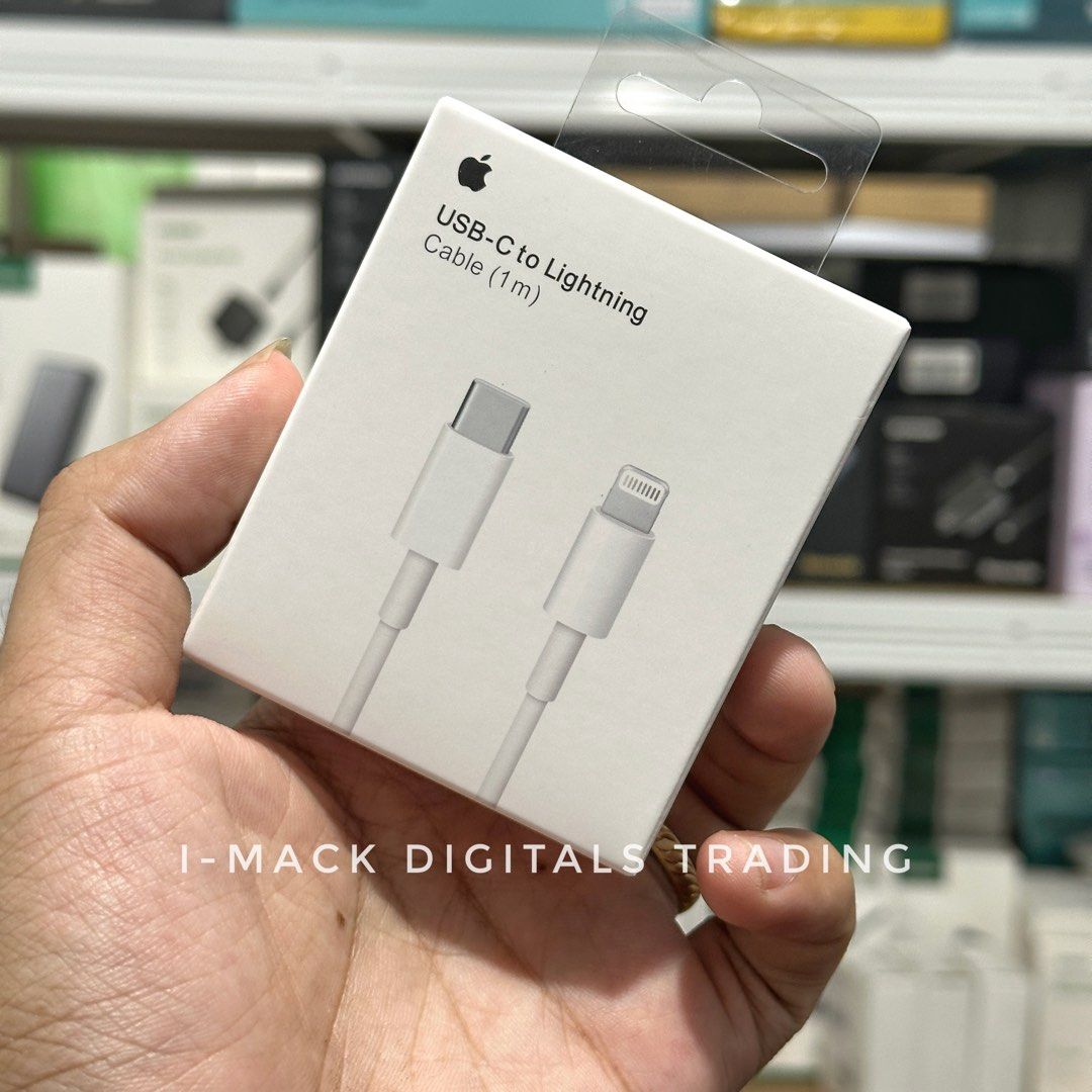 ORIGINAL APPLE 1M TYPE C TO LIGHTNING CABLE (Category: Chargers & Cables) located in Manila. Submitted by imackdigitalstrading (Listing ID 1288531325, Image 2). Description: Affordable 100% Authentic Apple Cable Mall Price: 1290.00 Our Price: 699.00 ( Promotional Price ) How to check if the product is legit? ✅ Same serial number printed on the box and cable ✅ The lightning plug is attracted to magnet 🧲 ✅ 4 Gold Pins Visible inside the Lightning 