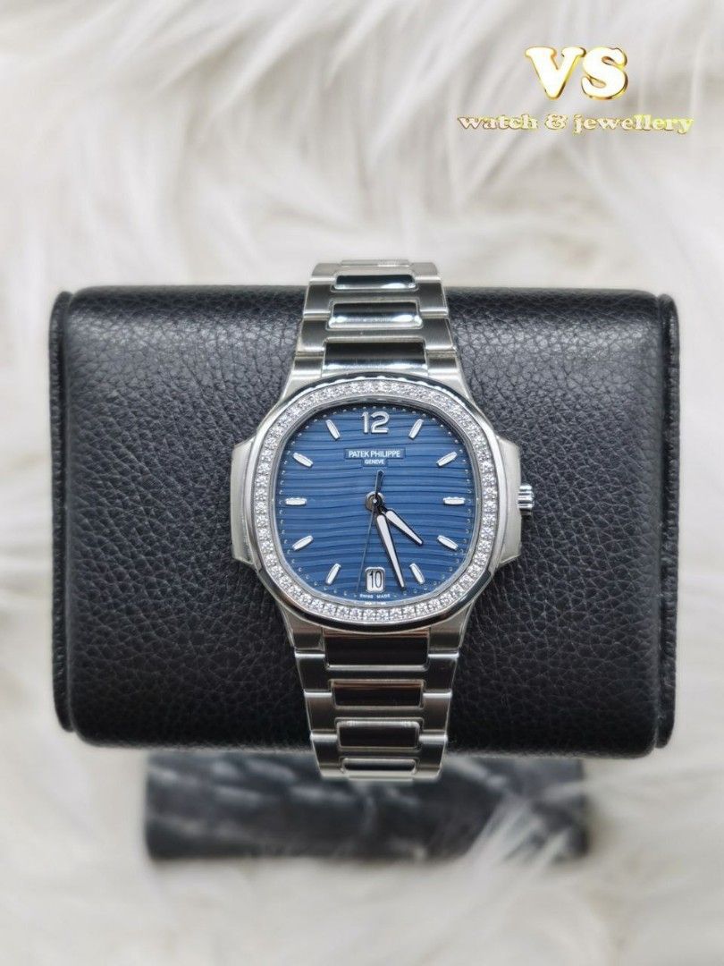 Patek Philippe Nautilus 7118 1200A 35mm 2019 YEAR