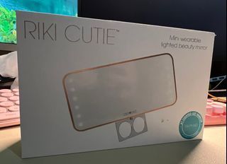 Riki loves Riki cutie Light Led portable mirror