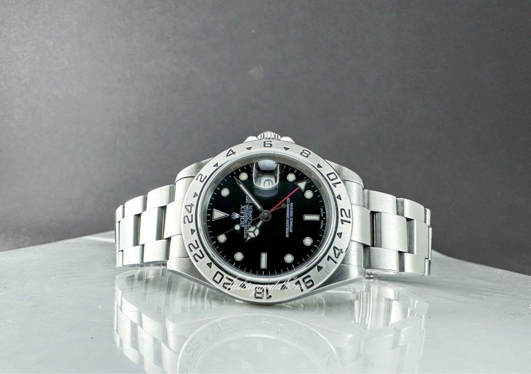 Tai sales hing watch