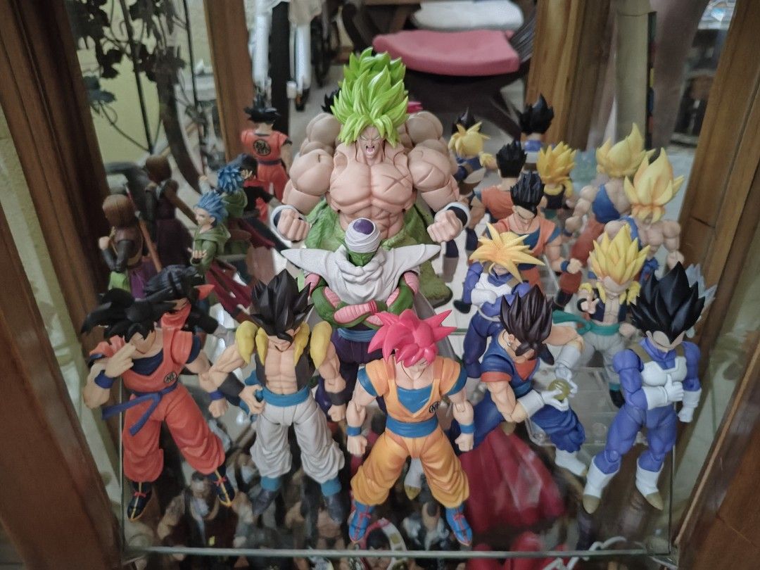 LF Shf Demoniacal Fit Ultimate Fighter Vegito not shf or figuarts, Hobbies  & Toys, Toys & Games on Carousell