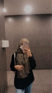 (Category: ) located in . Submitted by alyafrina__ (Listing ID 1288614872, Image 1). Description: .