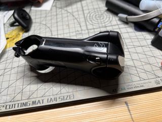 （分類：）位於 。 由 kfr20066 提交（商品編號 1288601057，圖片 1）。簡介： 。