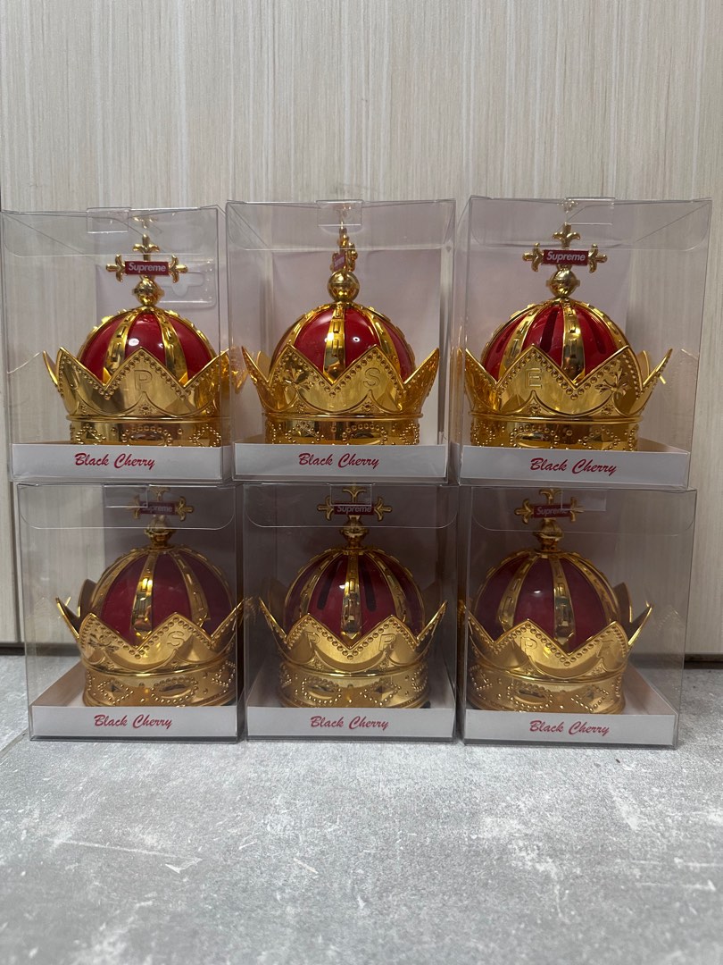 Supreme crown air freshener, 名牌, 飾物及配件- Carousell