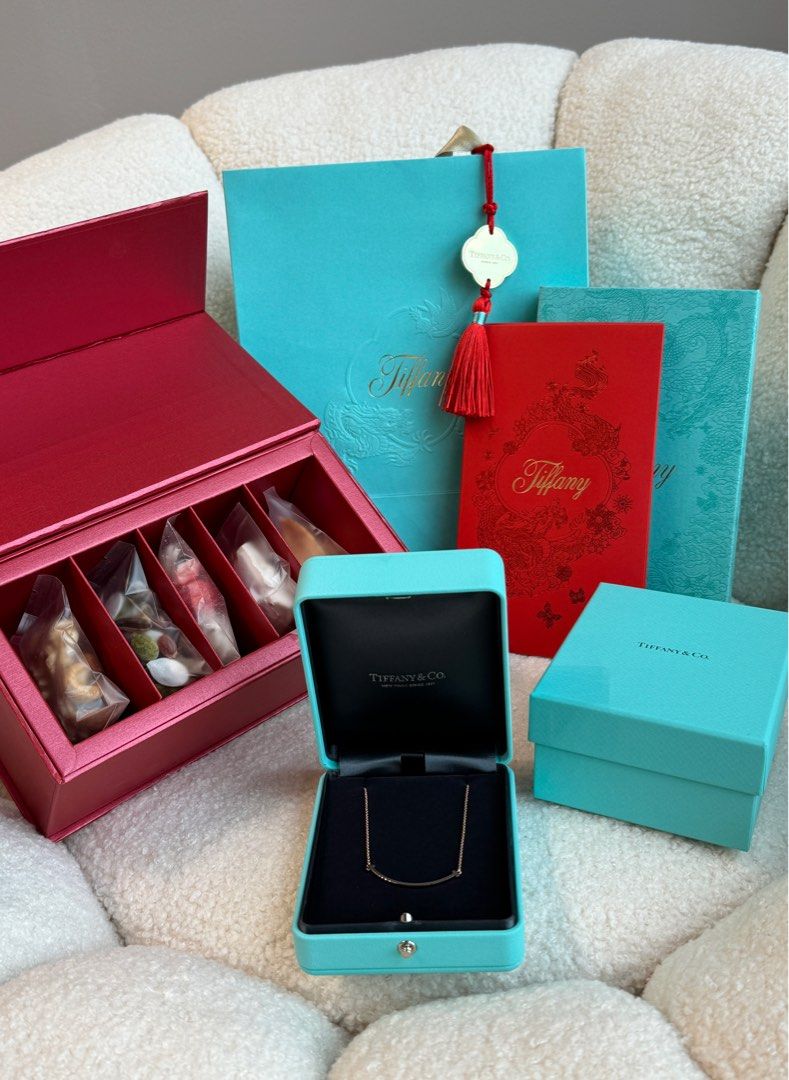 Tiffany sales smile ring