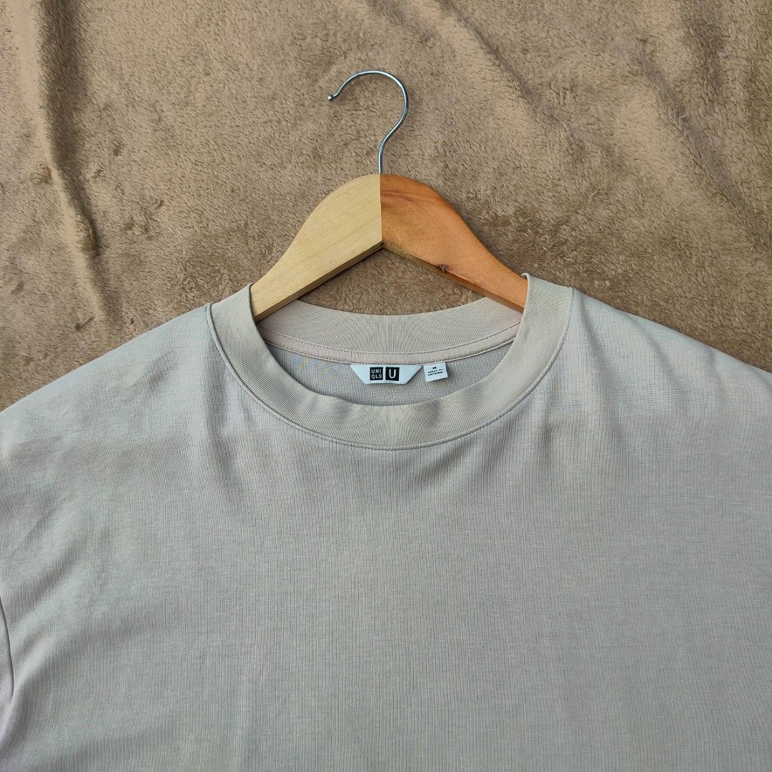 Uniqlo Airism Oversized T-shirt (Brand New with Tag On), Men's Fashion,  Tops & Sets, Tshirts & Polo Shirts on Carousell