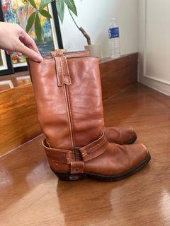 Vintage Cowboy Boots (Womens Size 6)
