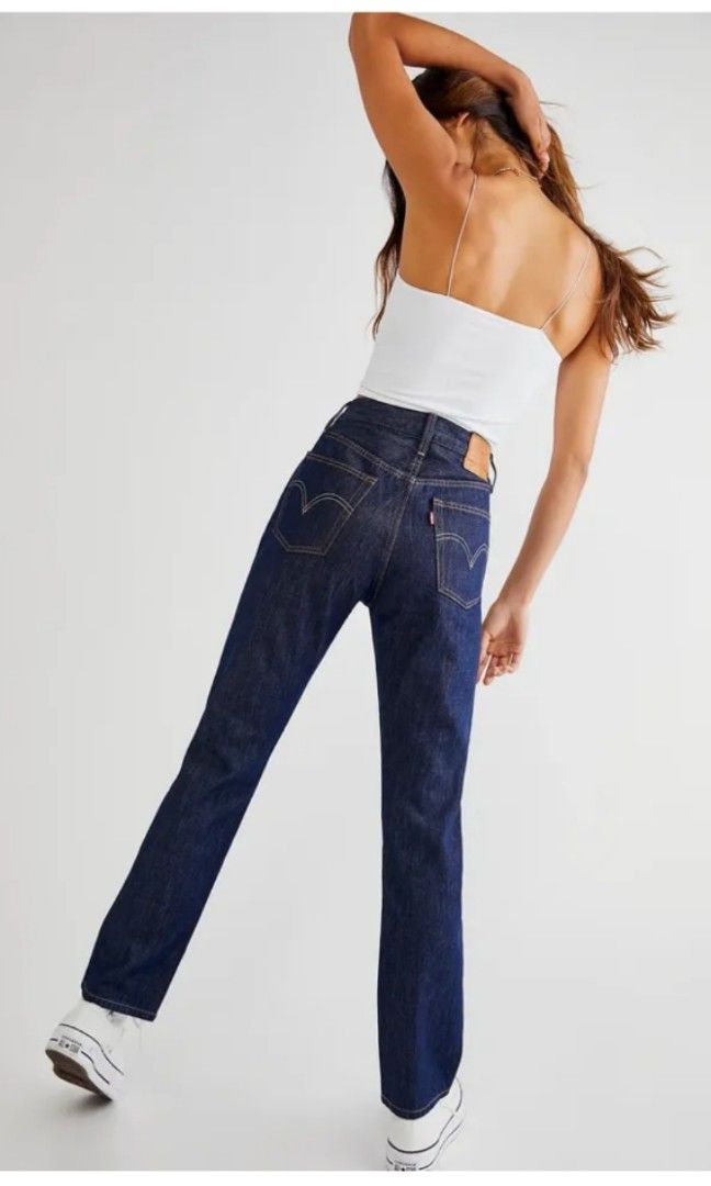 Vintage Levis 517 Dark wash y2k bootcut jeans for women