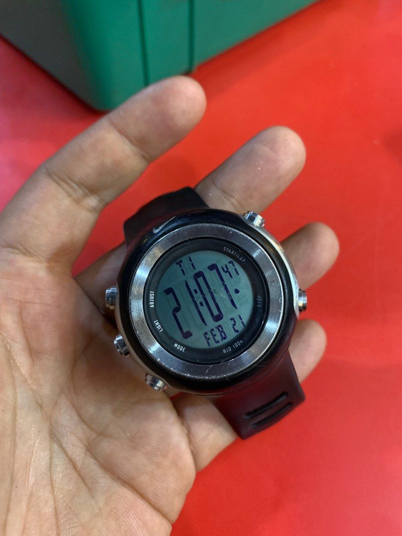 Vintage Nike Watch Men s Fashion Watches Accessories Watches on Carousell