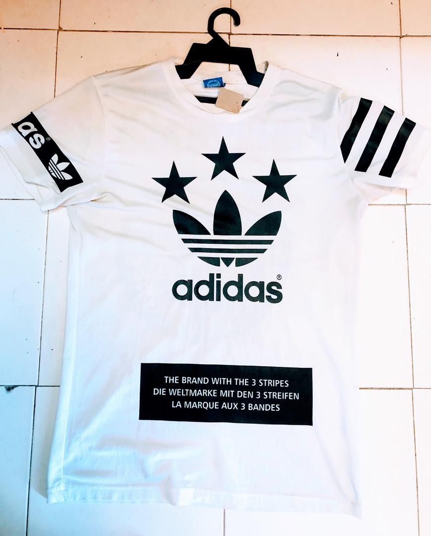 Adidas street logo t shirt outlet