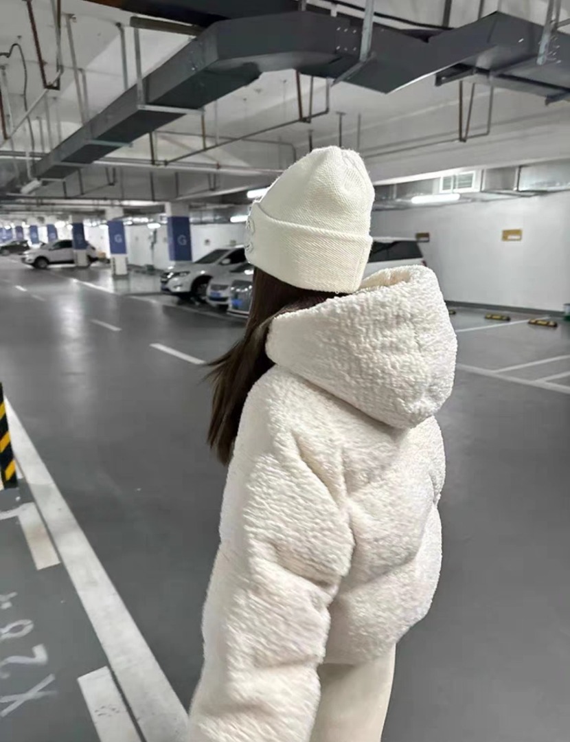 Winter Down Puffer Hoodie Jacket in winter white Women s Fashion