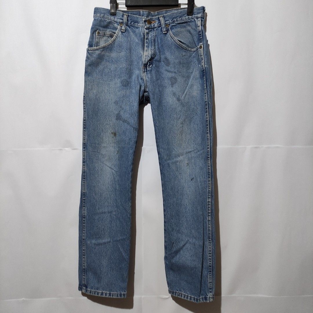 wrangler jeans, Men's Fashion, Bottoms, Jeans on Carousell