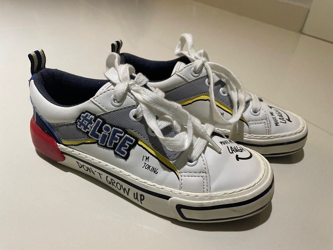 Zara kids shoes very new